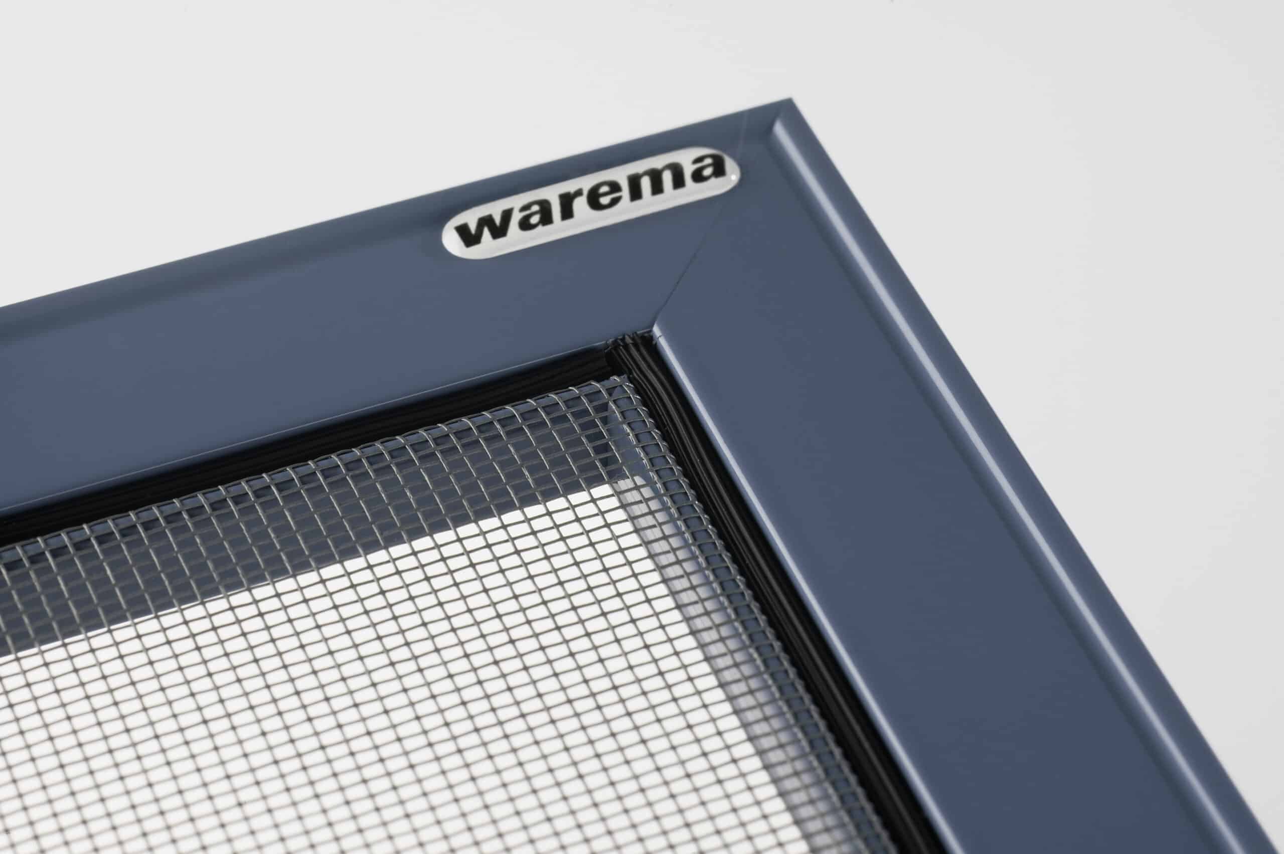 Fliegengitter reparieren oder Gewebe tauschen am Fenster