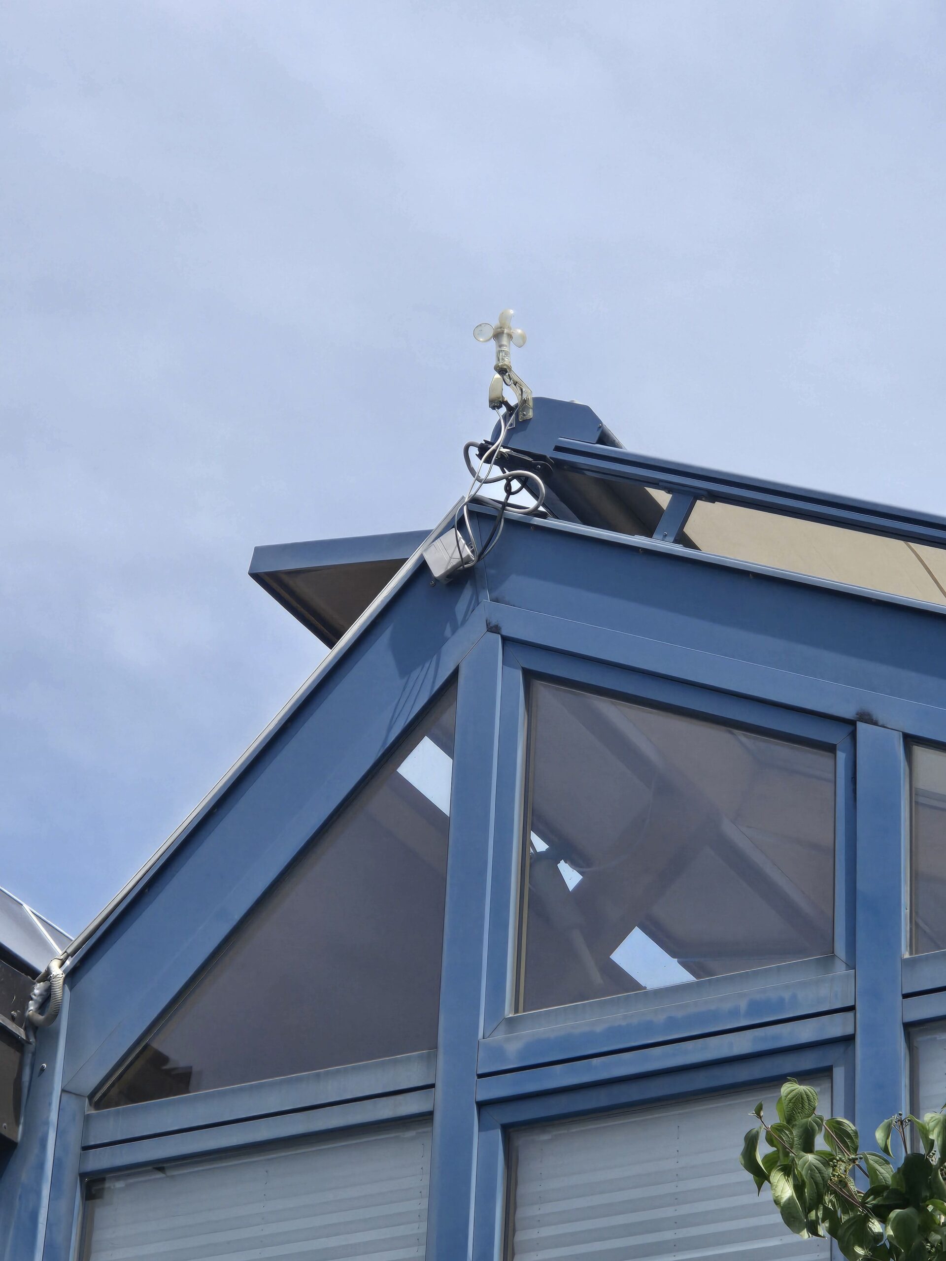 Wintergarten Reparatur – Wintergarten-Markise im Einsatz (MRG R. Geck)